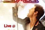 Ο-Σάκης-Ρουβάς-λίγο-πριν-την-εμφάνισή-του--Mykonos