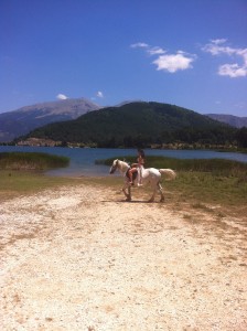 Ivi Adamou - Ponane Oi Agapes ( Backstage ) 4