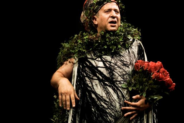 ekklisiazouses_3_Small