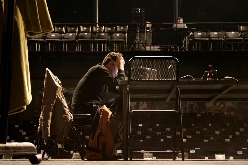 24_plays_athens_Medium