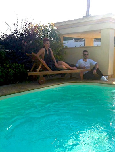 582043_10151011904524415_512248547_n