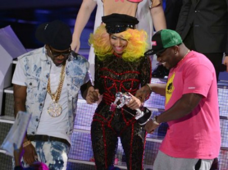 nicki-minaj-mtv-vma-2012-awards-1-1347013076-custom-0