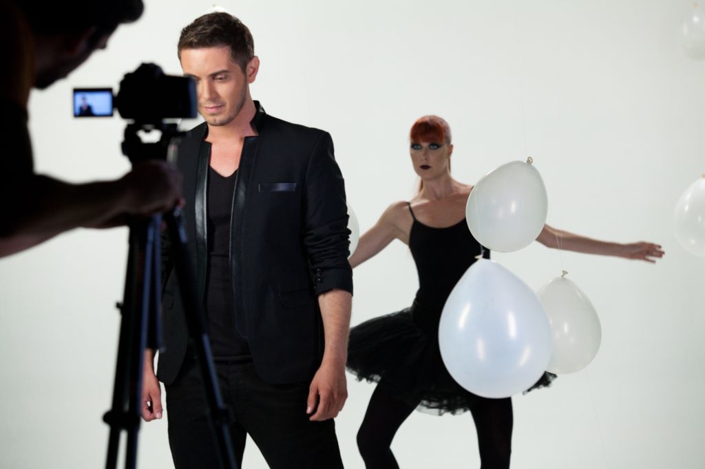 AyvQD4mCUAAOQfI.jpg_large