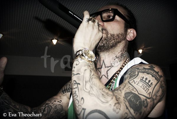 Going_Through_live_12