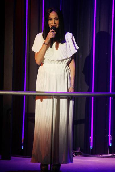 9572_ANNA_VISSI_16122011_Medium