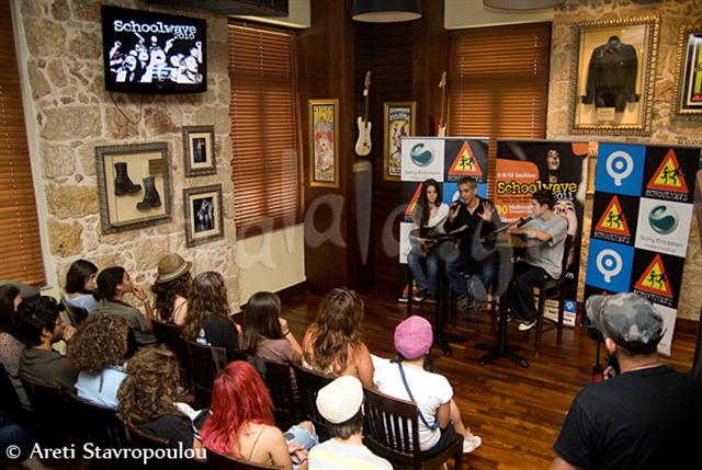 schoolwave_press_2_Small