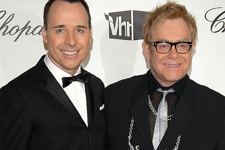 EltonJohn_simplyweddingscom