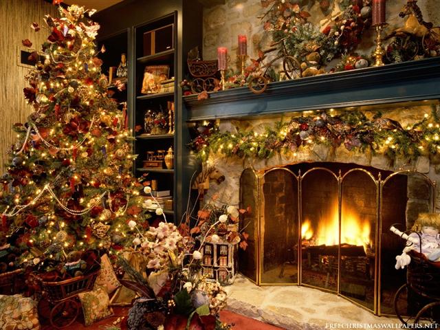 ChristmasTreeFireplace_freechristmaswallpaper_Small