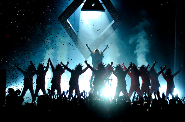 1112559-kesha-ke-ha-show-bbma-2011-617-409