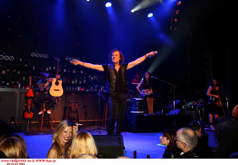 papakonstantinou_premiera-aponomi_9