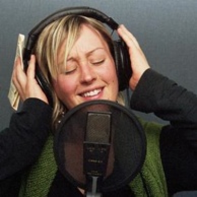 Η Alice Russell στο Gazarte