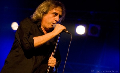 Aκόμα μία ημέρα εμφάνισης του Γιάννη Αγγελάκα