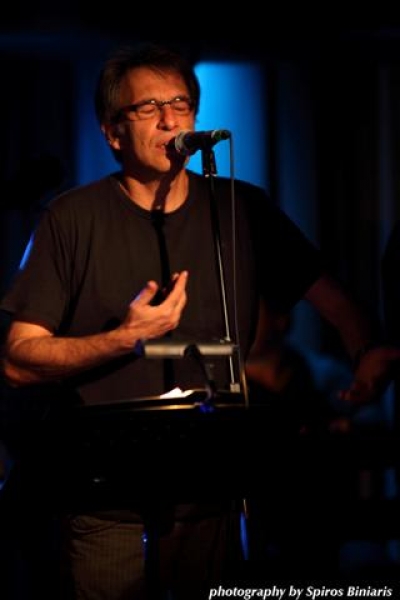 Διονύσης Τσακνής τελευταίες παραστάσεις!