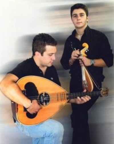 ΚΡΗΤΙΚΗ ΒΡΑΔΙΑ ΜΕ ΤΟΝ ΝΙΚΟ ΚΑΚΚΟΥΔΑΚΗ ΚΑΙ ΤΗΝ ΟΡΧΗΣΤΡΑ ΤΟΥ