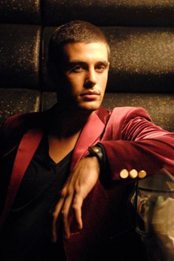 Το νέο video clip του Κώστα Μαρτάκη