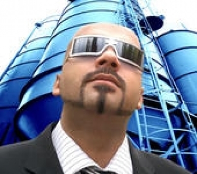 We Like ! Sunlounger Ft. Zara - Crawling