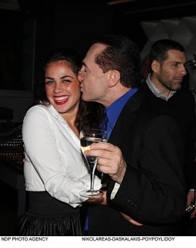 Ο Λευτέρης Πανταζής βραβεύτηκε από την... κόρη του