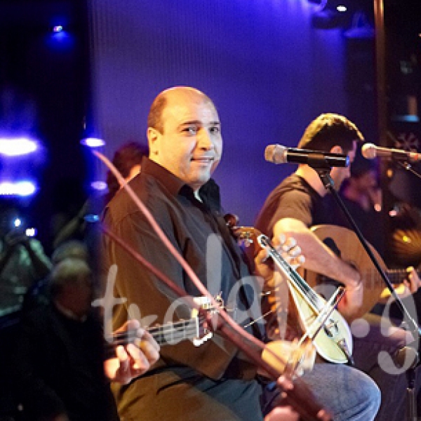 Νίκος Ζωιδάκης live