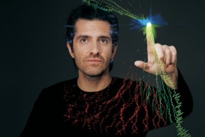 Το όνομα της δισκογραφικής του Φοίβου!