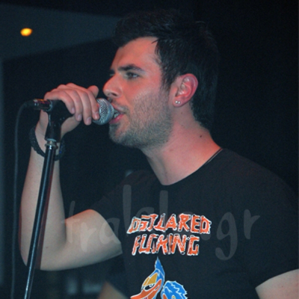 Μην Σβήνεις Τα Φώτα...στο Ρυθμό Stage