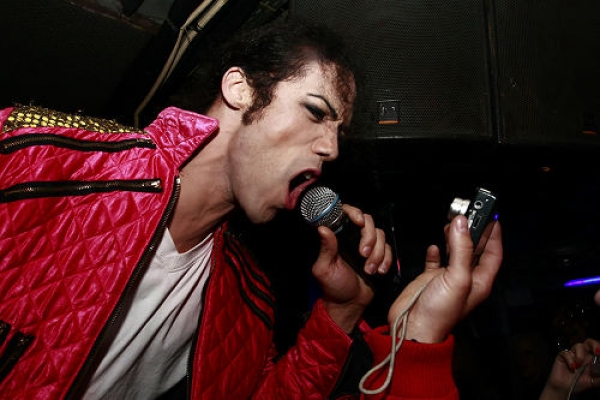 Michael Jackson's Thrill Athens κι έπεται και η συνέχεια...