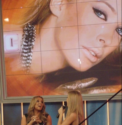 Δείτε φωτο της Αμαρυλλίς απο το Chart show