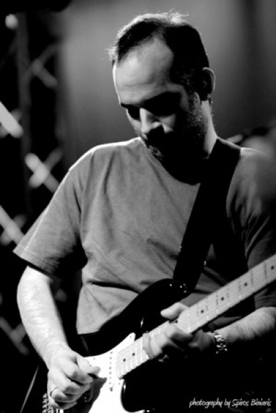 Κώστας Λεμονίδης & η Μπάντα + Iσμήνη Πεπέ στο ΚοοΚοο