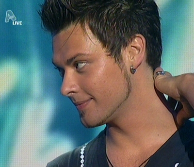 Αποχώρησε ο Νίκος Τασιόπουλος απο το Greek Idol