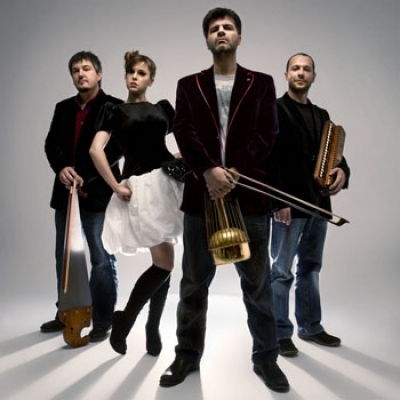 Ο Φοίβος Δεληβοριάς στο Κηποθέατρο Παπάγου