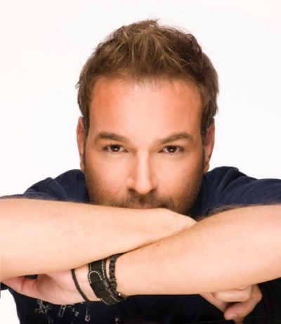 Και για Μάκη Πουνέντη διαψεύδει ο ΑΝΤ1!