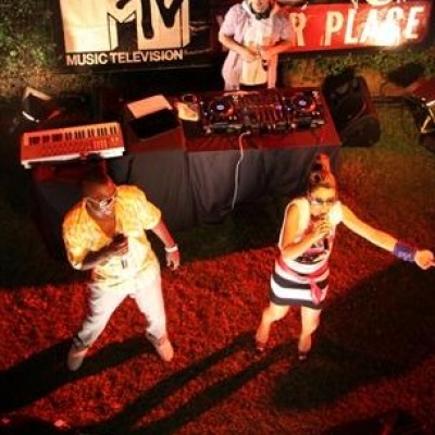 Οι Vegas στο Live @ Your Place!