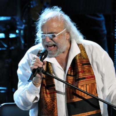 Οι εμφανίσεις του Ντέμη Ρούσσου στην Ελλάδα!