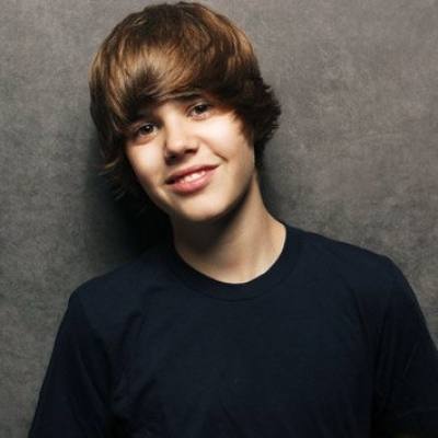 Τι ζητάει ο Justin Bieber πριν από κάθε Live του?