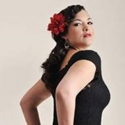 Το ντεμπούτο album της Carol Emerald