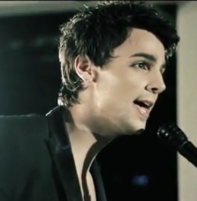 Video Clip: Κόκκινα Χαλιά - Εμείς!