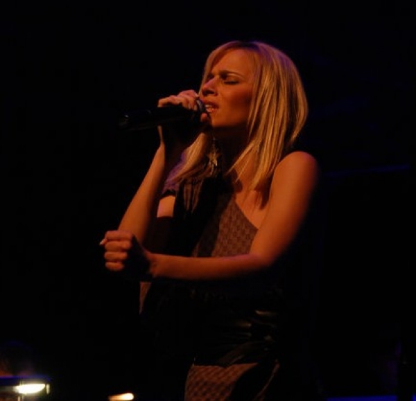 Η εμφάνιση της Νάντιας Μπουλέ στο Φεστιβάλ Οβριοκάστρου!