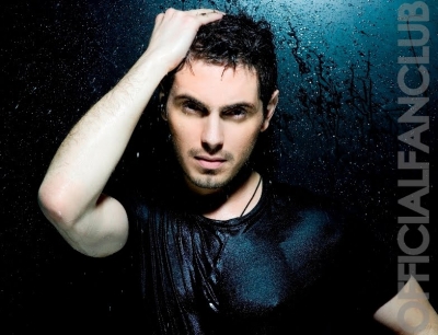 Η φωτογράφιση του Μιχάλη για το αγγλόφωνο CD!