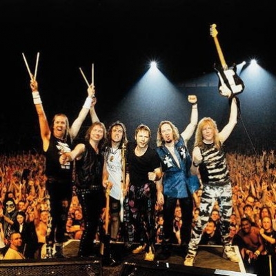 Ποιό heavy metal συγκρότημα άφησε πίσω του Eminem και Gaga?