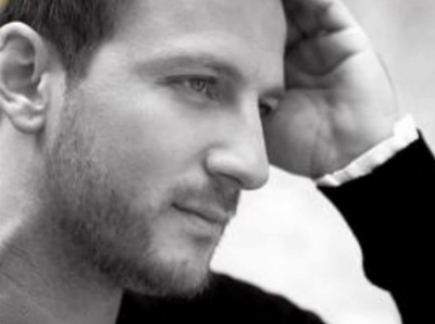 Ακούστε άλλο ένα δυνατό κομμάτι απο τον Κώστα Καραφώτη