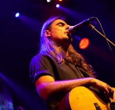 Αναβάλλεται η συναυλία του Φίλιππου Πλιάτσικα, για Δευτέρα 