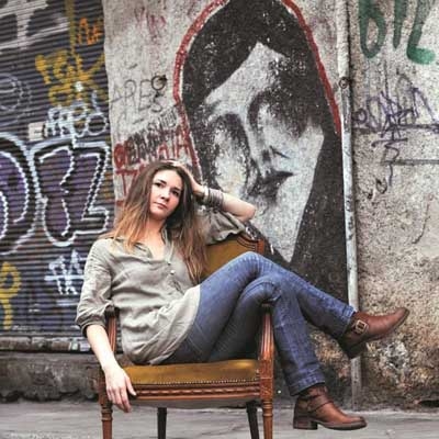 Η Βασιλική Καρακώστα και η παρέα της στη Μουσική Σκηνή Αυλαία