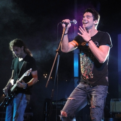 Τέλος της καλοκαιρινής περιοδείας για τα Κόκκινα Χαλιά!