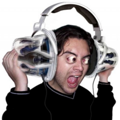 8 τα αυτιά μας!