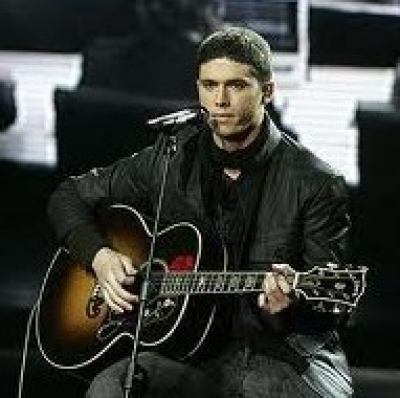 Ακούστε το νέο τραγούδι του Νικόλα Μεταξά