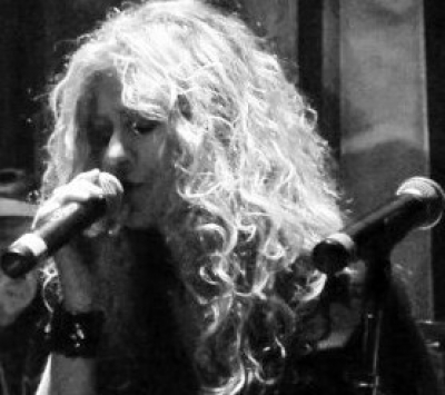 Αύριο η Ελισάβετ Καρατζόλη στην μουσική σκηνή Ρύθμος Stage!