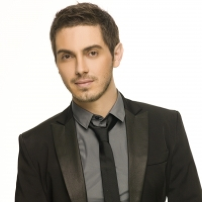 Εξερεύνησε το καμαρίνι του Μιχάλη Χατζηγιάννη από την CYTA!