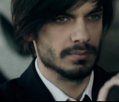 Ένα μικρό δείγμα από το νέο του.. "κινηματογραφικό" Video Clip