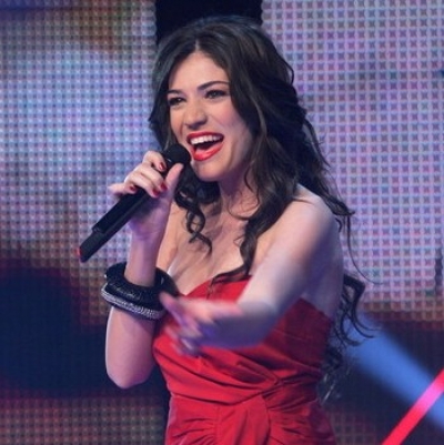 Έρχεται σύντομα νέο (χριστουγεννιάτικο) CD από την Ήβη Αδάμου!