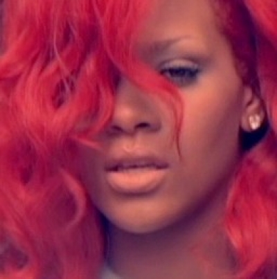 Φωτογραφίες από το νέο video clip της Rihanna και μία συνεργασία έκπληξη