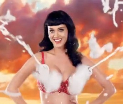 Η αδερφή της Beyonce δηλώνει: Το California Gurls είναι παιδικό porno!